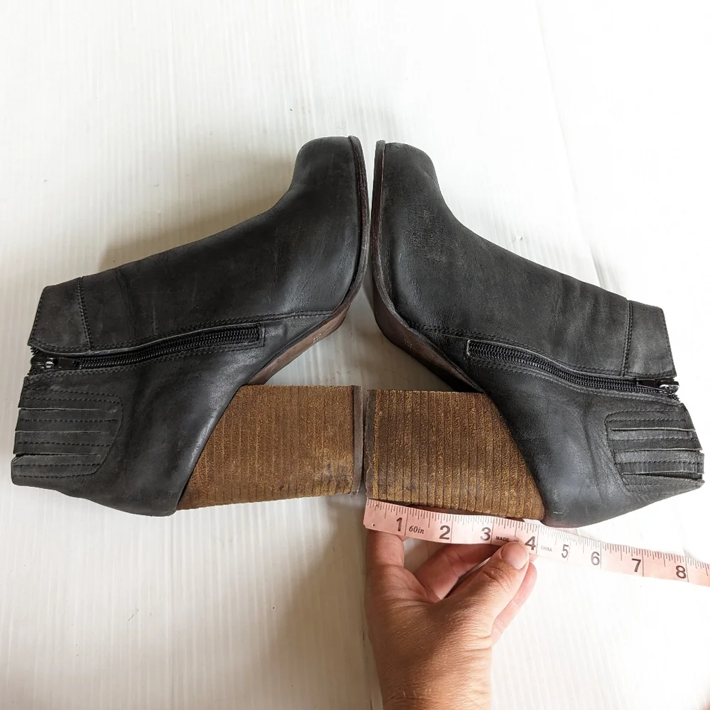 JEFFREY CAMPBELL Hanger black leather chunky platform heeled boots